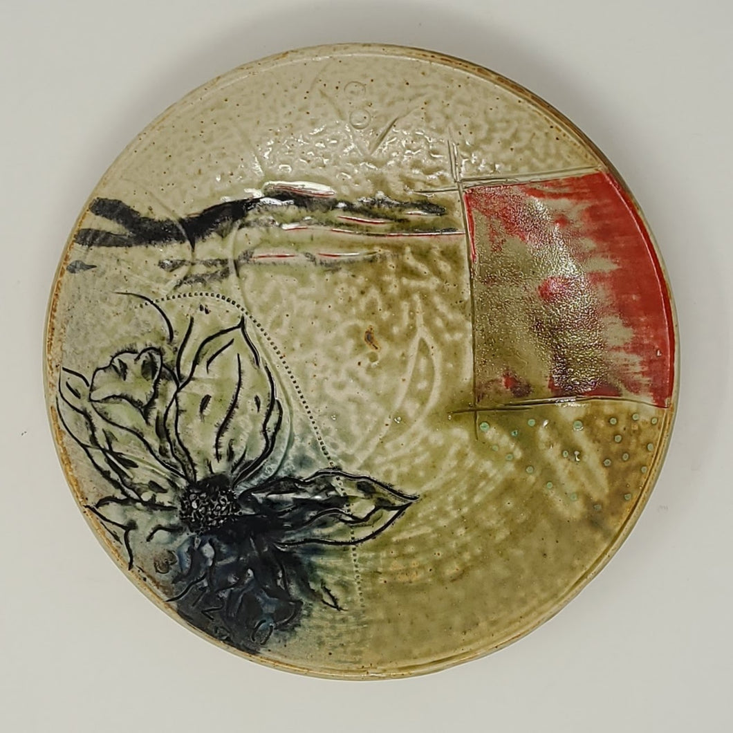 Red Section Plate with Flower - J22-5A